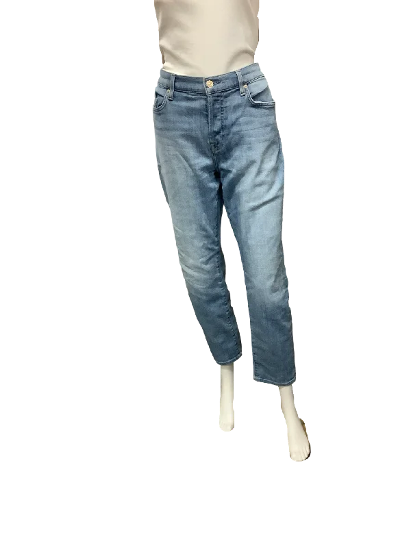 7 For All Mankind Women's Jeans Blue Josefina Cropped Button Up Size: 31/ US 12 Stylish Tapered Fit Jeans